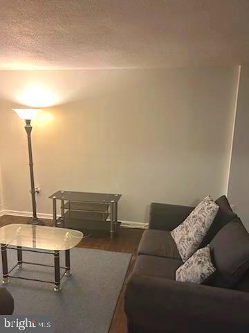 Photo 3 of 11 of 7732 Merrick Ln townhome