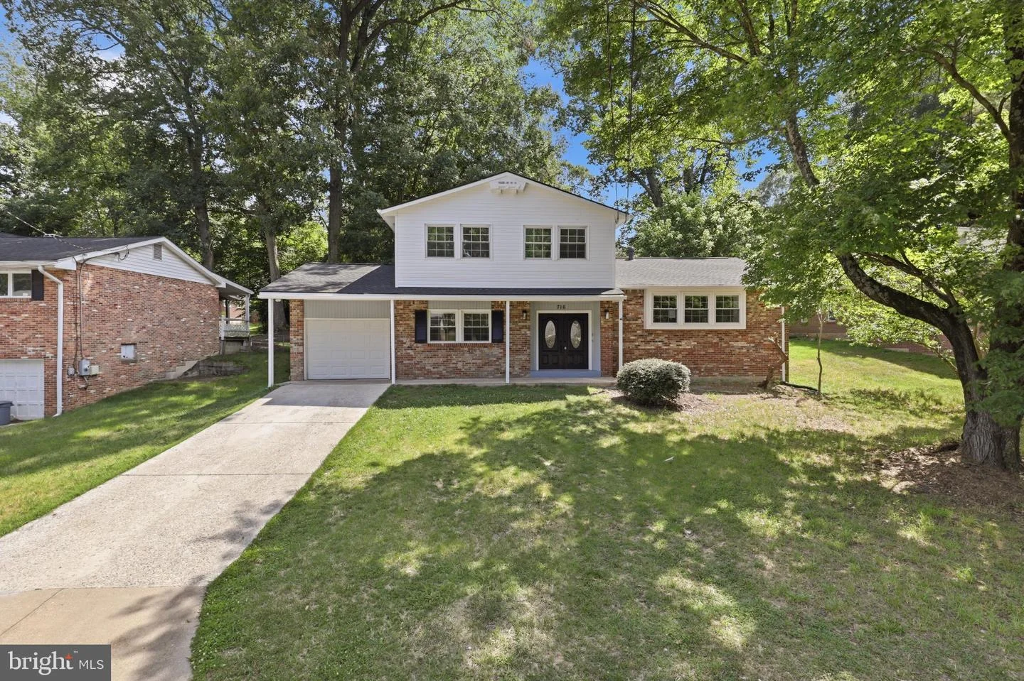 716 Calvert Lane