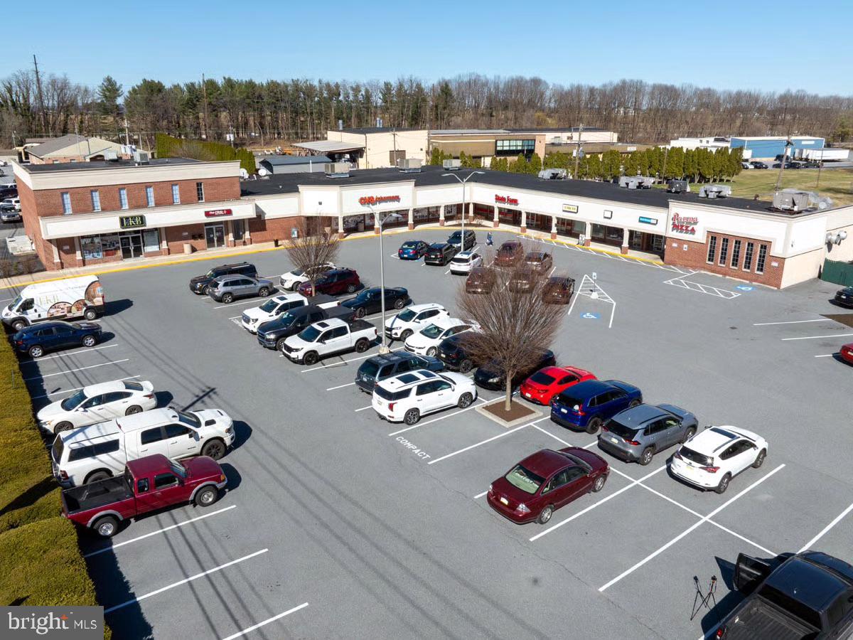 301 E Main St, Landisville, PA 17538