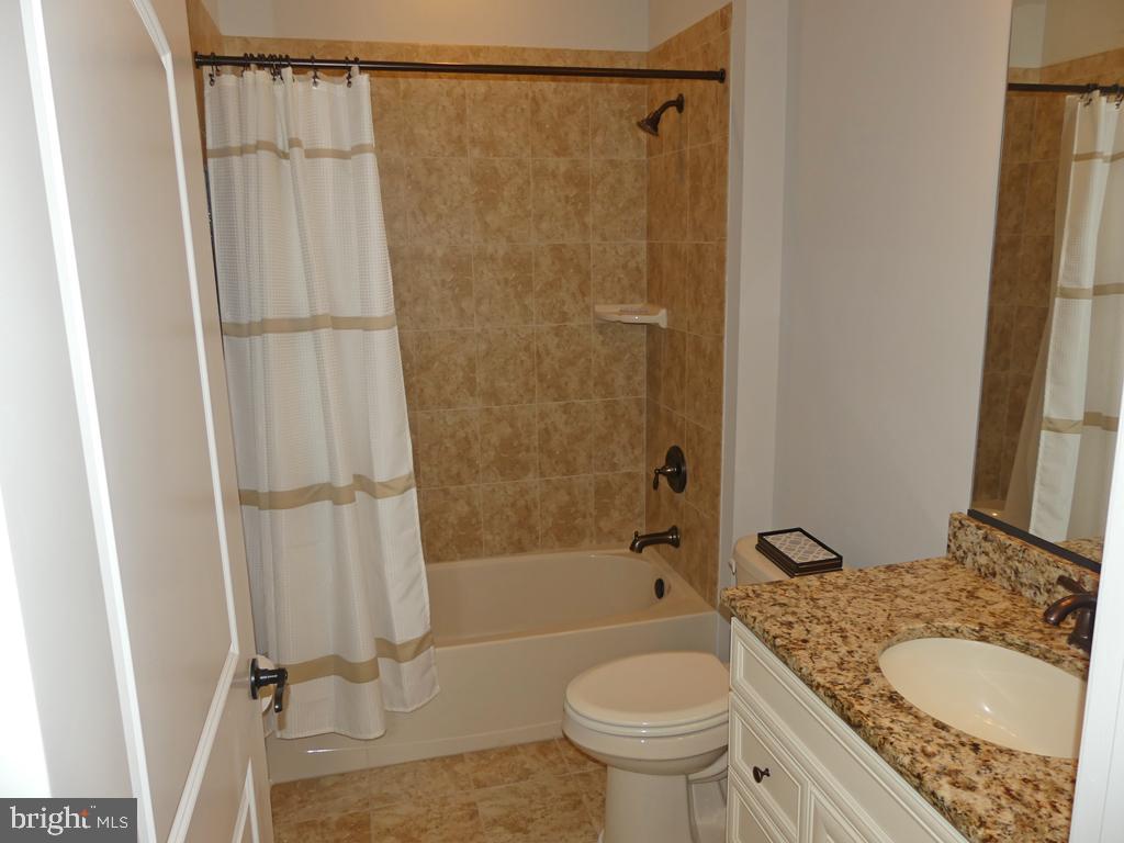 Photo 29 of 35 of 2523 Kenna Ct townhome