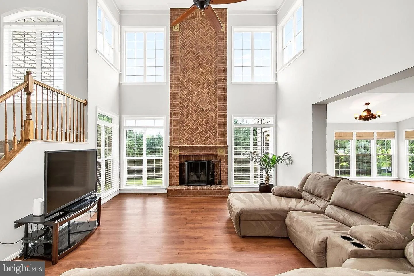 5548 Eiseley Court