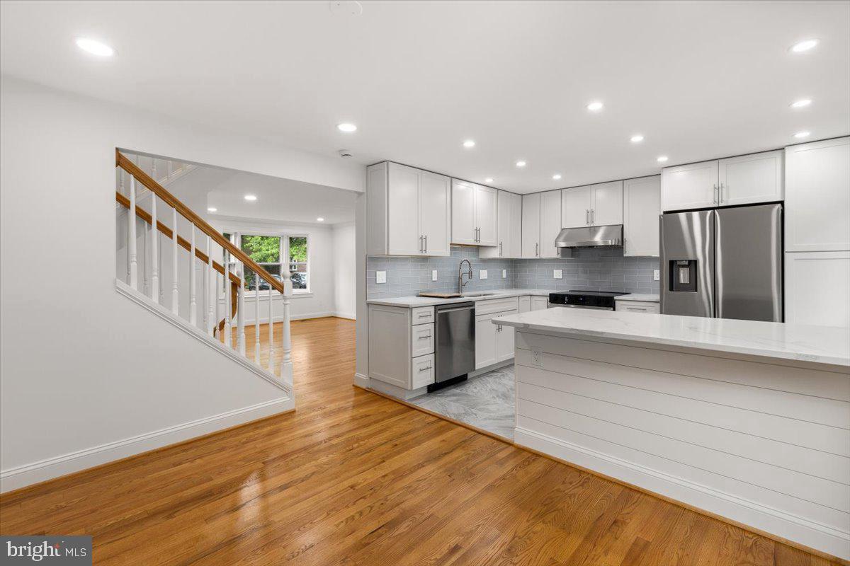 285 Gundry Drive, Falls Church, VA, 22046