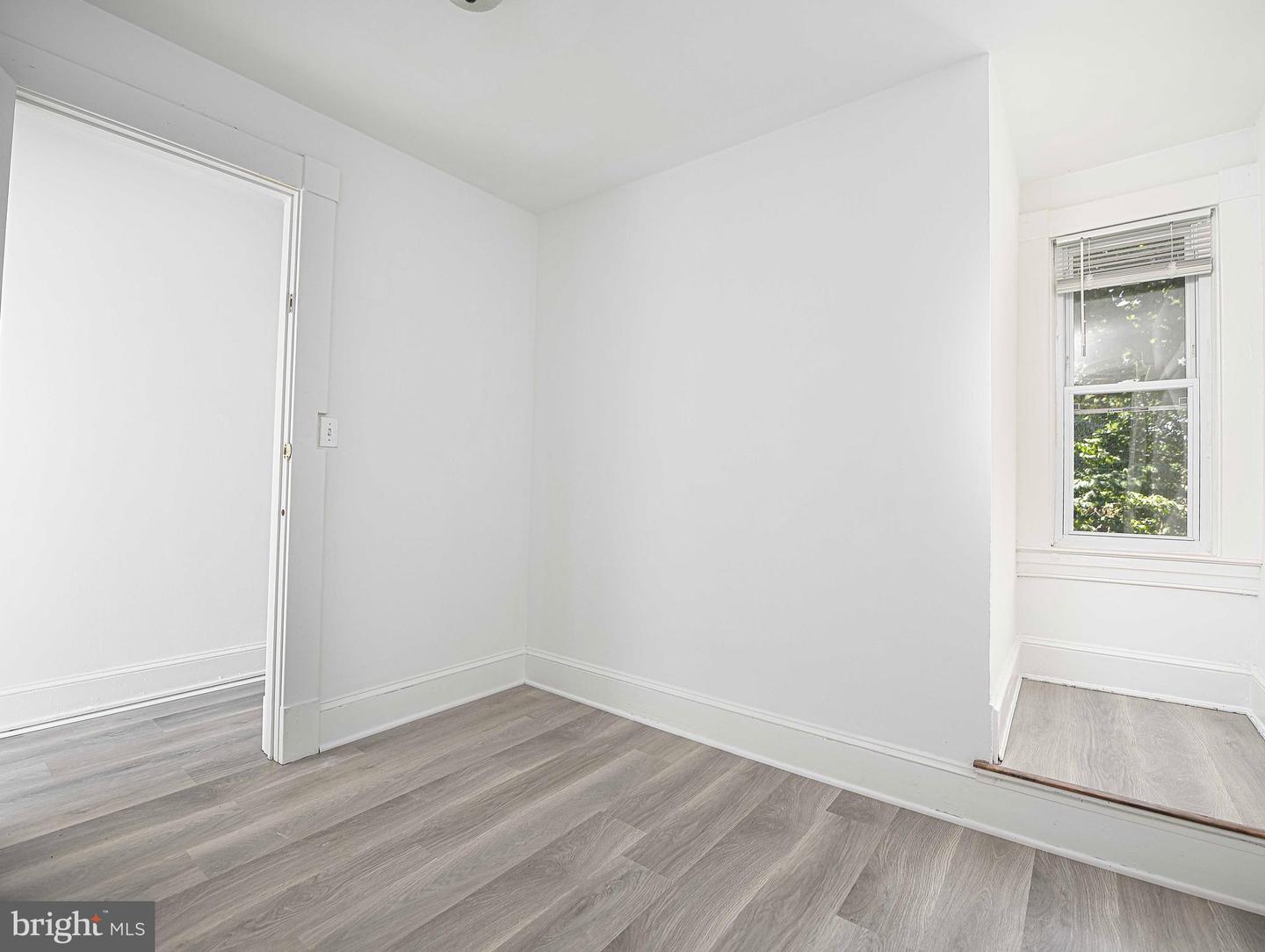 Photo 12 of 19 of 411 Cambria townhome