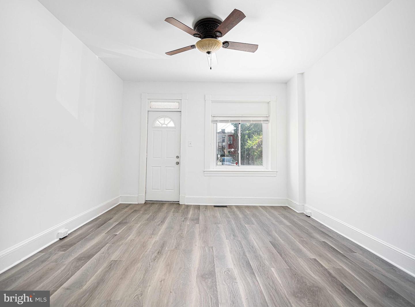 Photo 6 of 19 of 411 Cambria townhome