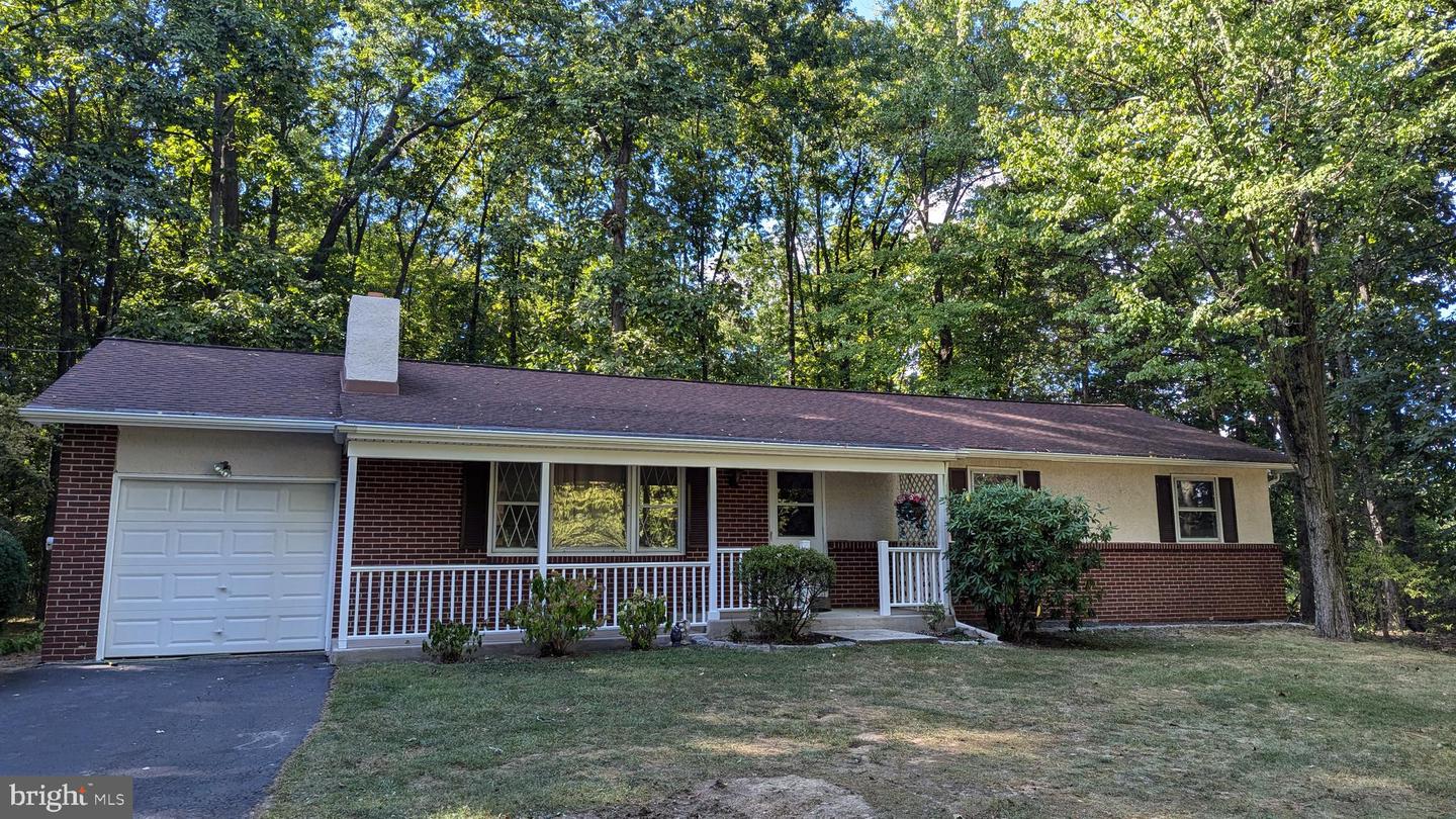 View Perkasie, PA 18944 house