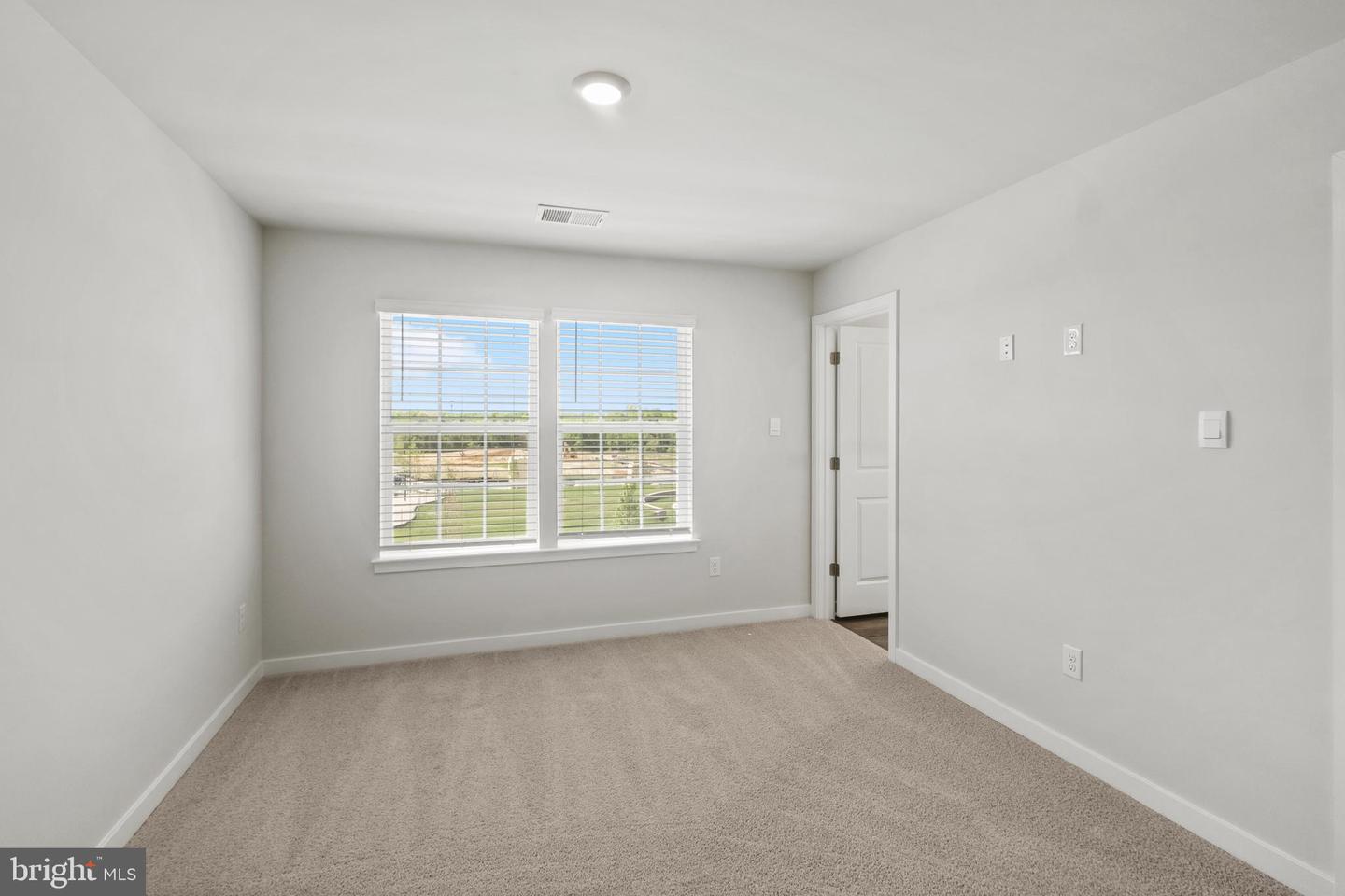Photo 11 of 39 of 7501 Golden Hall Ter townhome