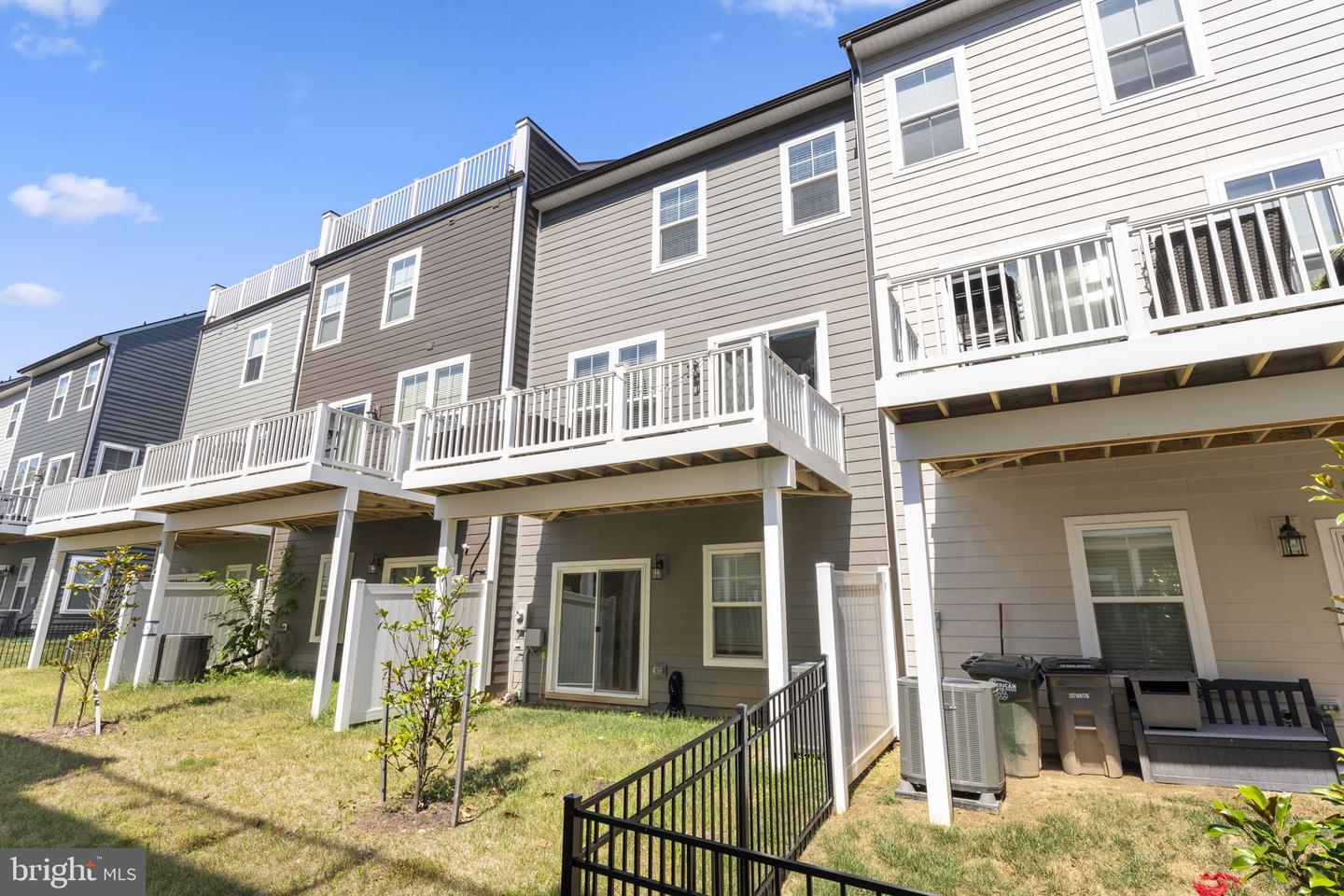 Photo 43 of 63 of 1661 Aspen Poplar Rd townhome