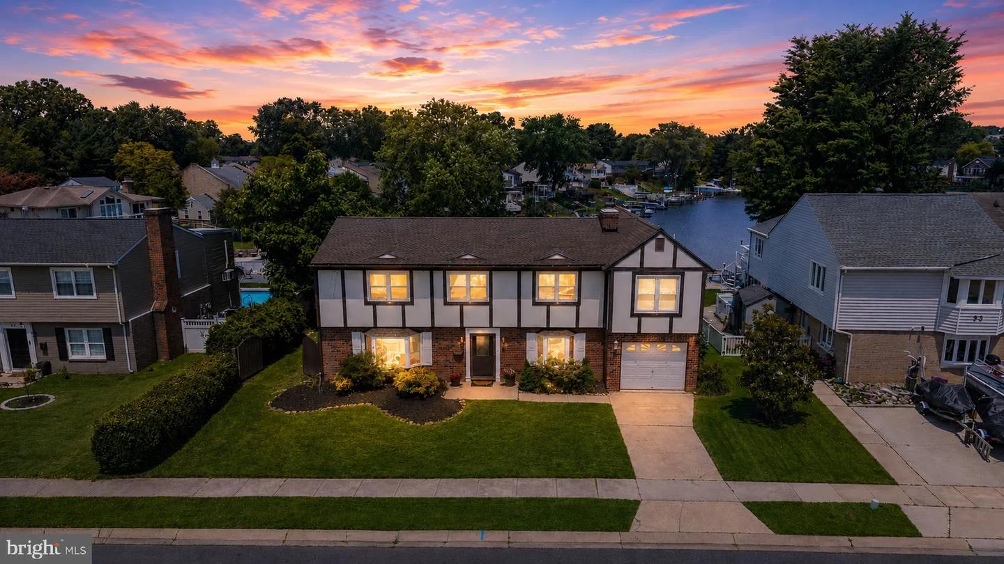 35 Neptune Drive