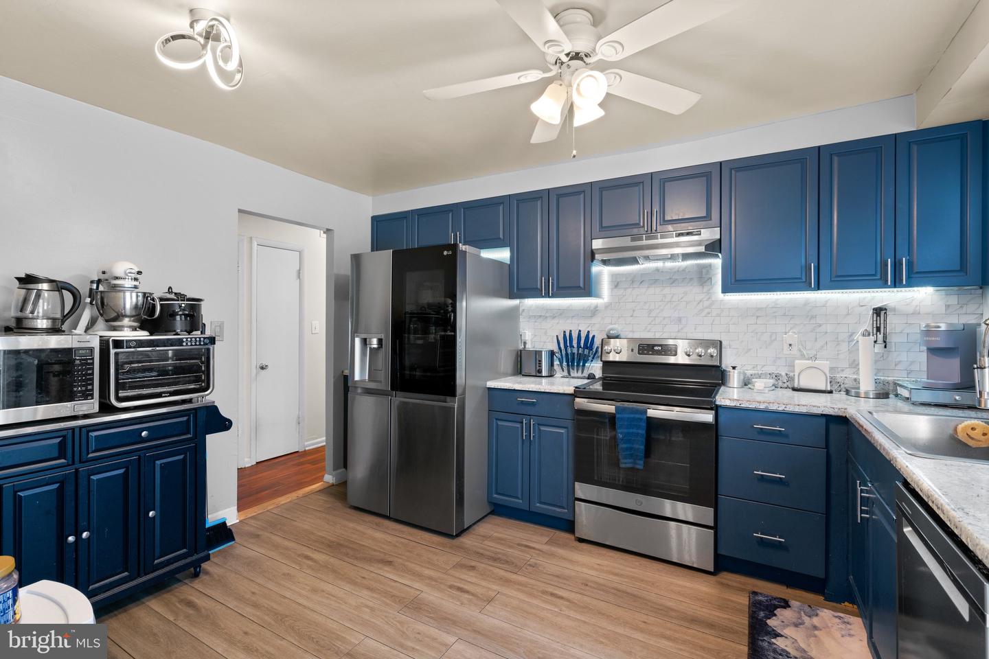 Photo 10 of 42 of 6 Ivybrook Ct house