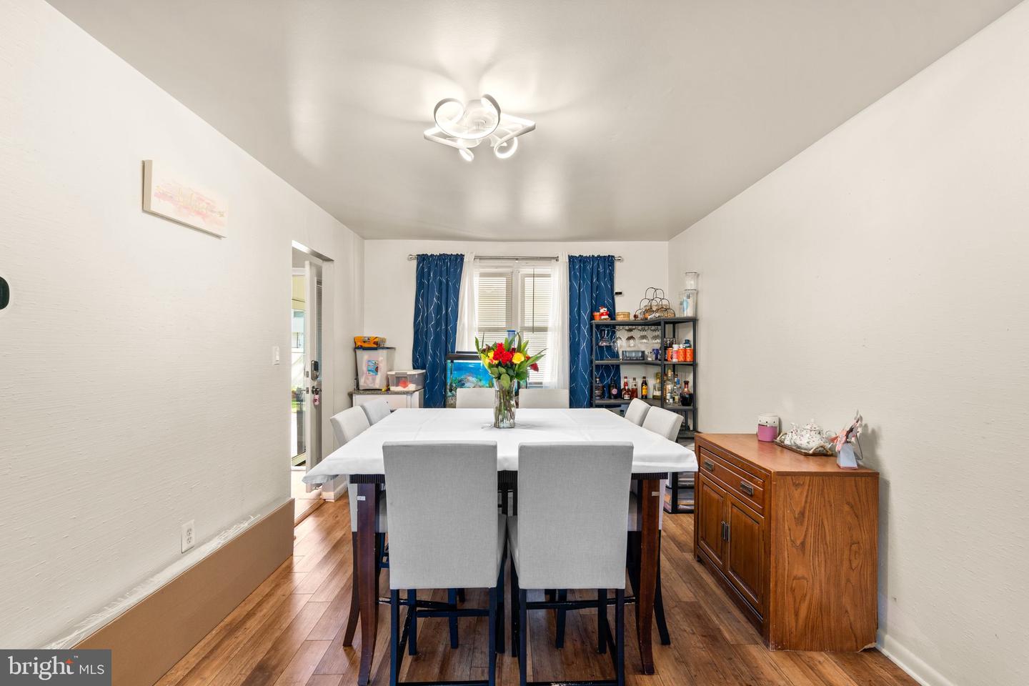 Photo 8 of 42 of 6 Ivybrook Ct house