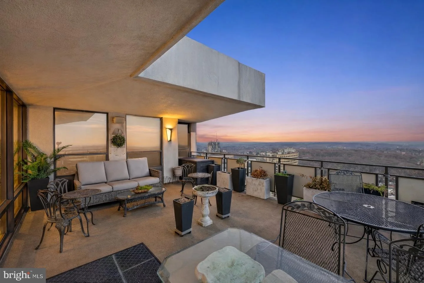 205 E Joppa Road Unit 2802