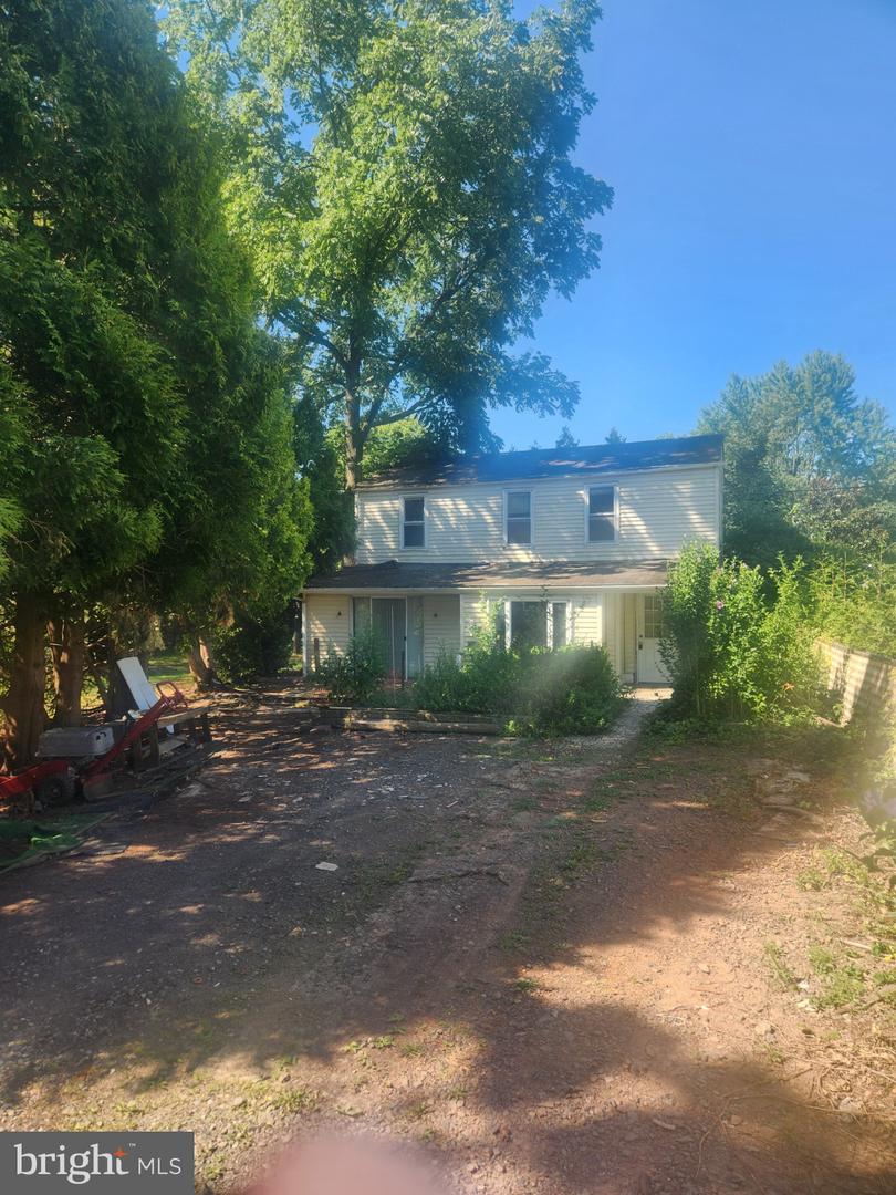 2112 Elm Ave
