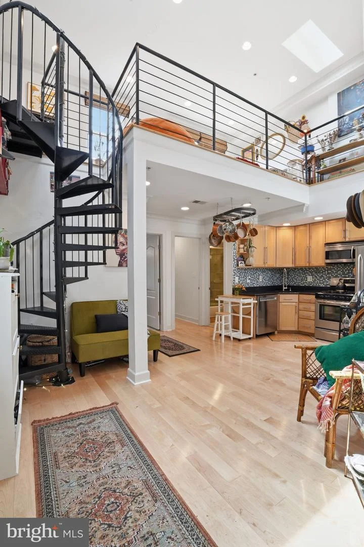 6 Rhode Island Avenue NW Unit 9