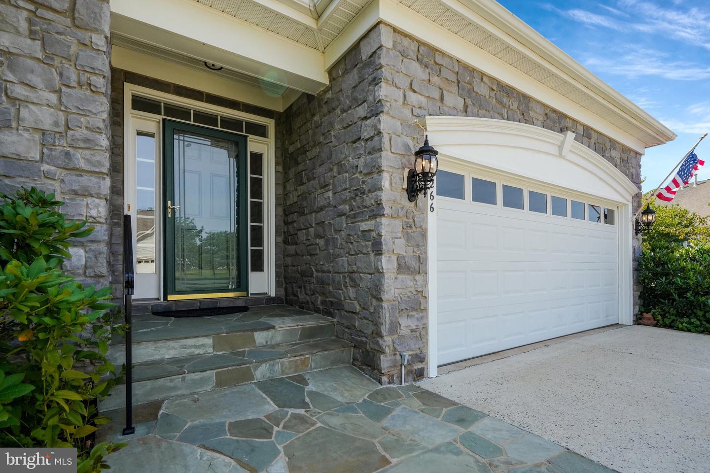 Photo 4 of 75 of 13266 Fieldstone Way house