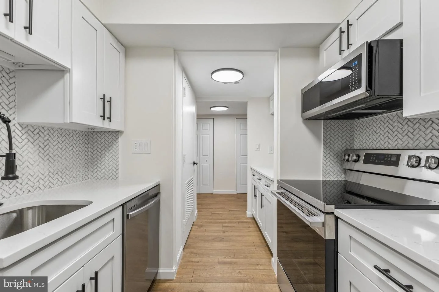 1808 Old Meadow Road Unit 418