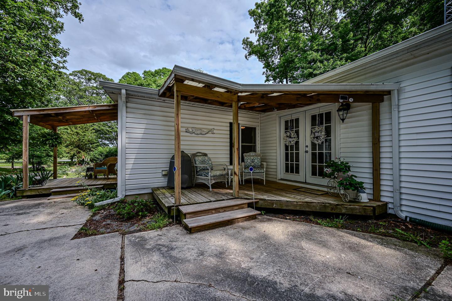 Photo 44 of 51 of 18354 Hudson Rd mobile home