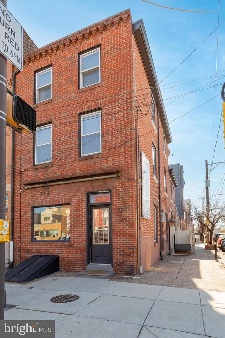 600 E Girard Avenue