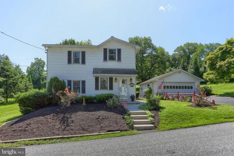 Single Family Residence in Hummelstown PA 732 Hill Church ROAD.jpg