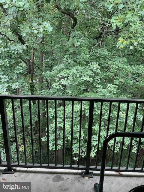 Photo 11 of 12 of 886 COLLEGE PKWY #886-30 condo