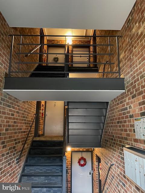 Photo 3 of 12 of 886 COLLEGE PKWY #886-30 condo