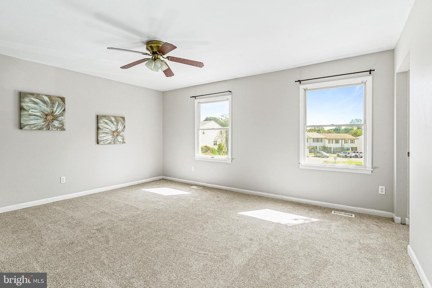 Photo 15 of 22 of 29 Hatteras Ct townhome