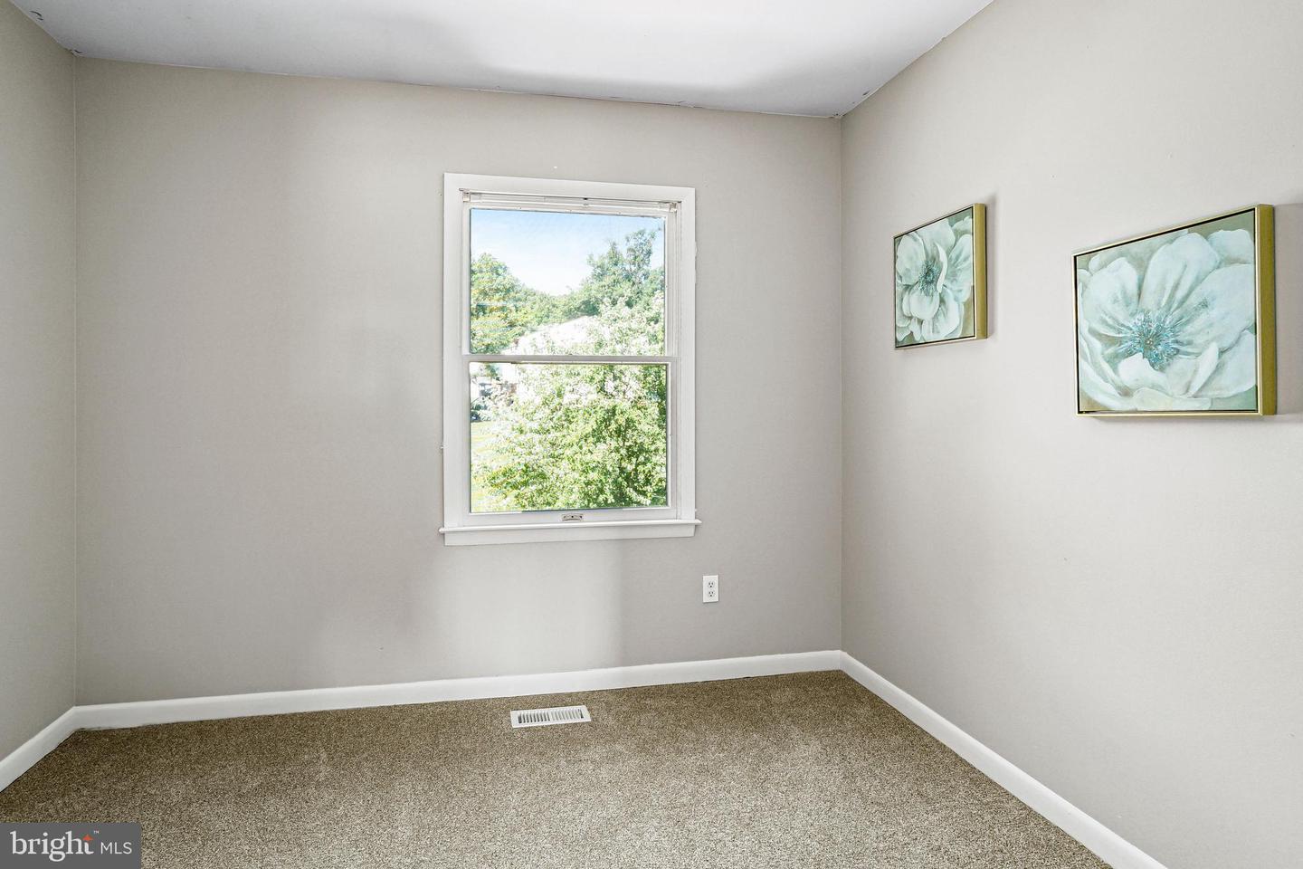 Photo 19 of 22 of 29 Hatteras Ct townhome