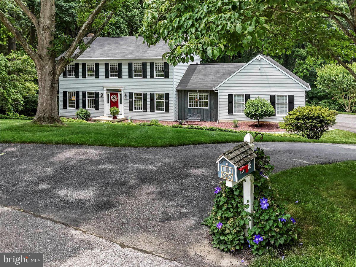 14 Glen Oak Dr