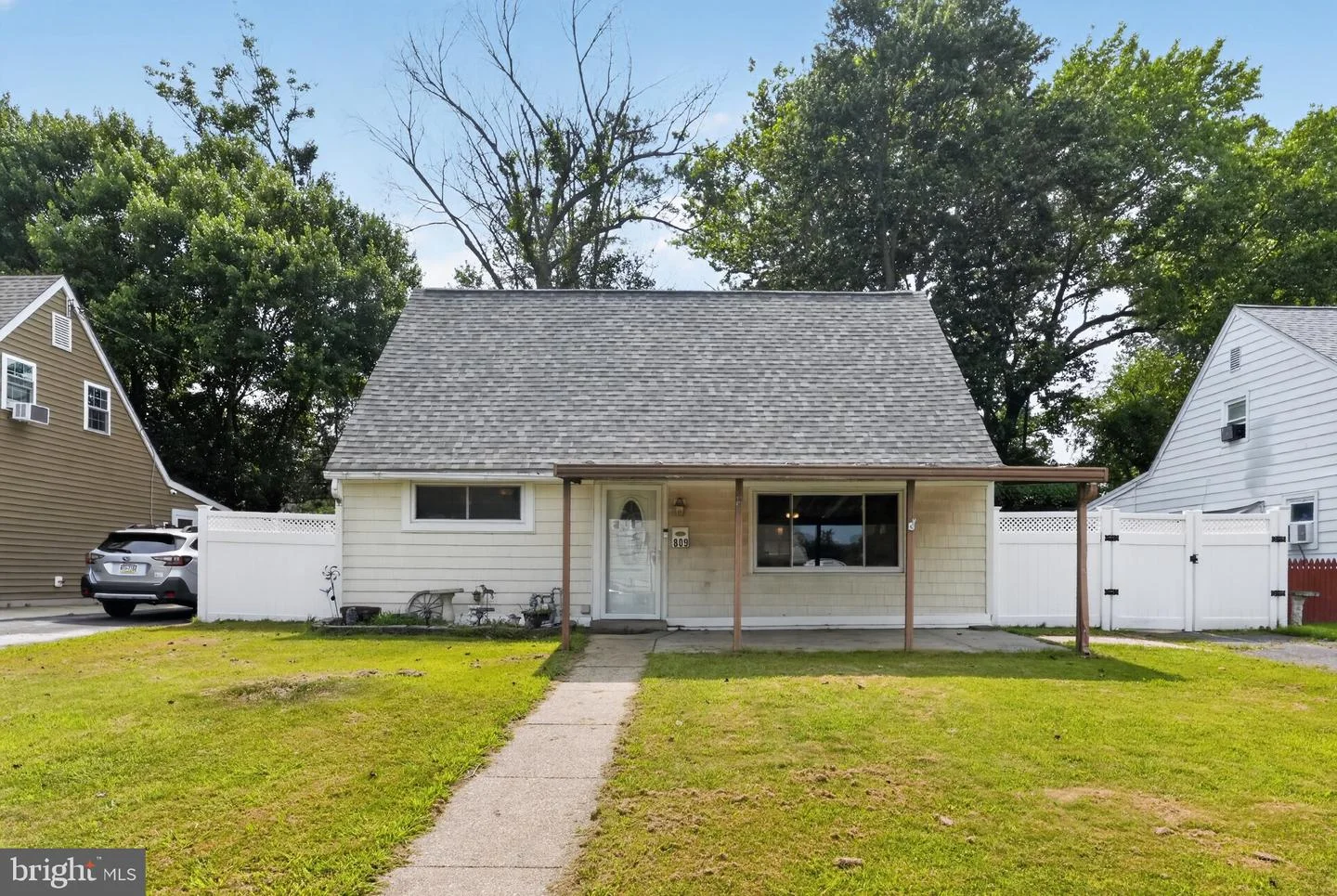 809 Quince Lane, Secane, PA, 19018