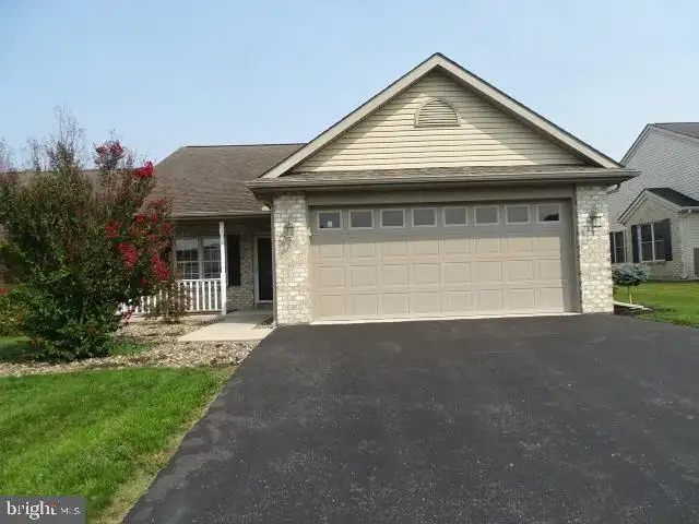 170 Lantern Lane Ln, Chambersburg, PA, 17201