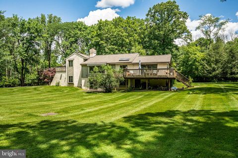 Single Family Residence in Newtown Square PA 1014 Providence ROAD.jpg