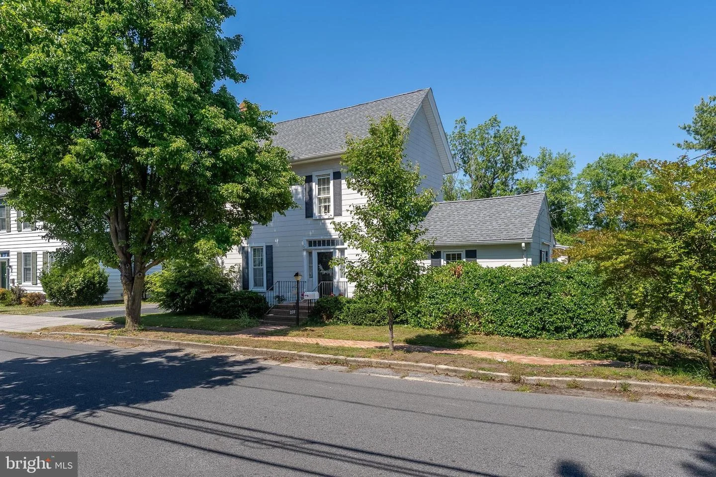 208 S S Washington Street, Snow Hill, MD, 21863