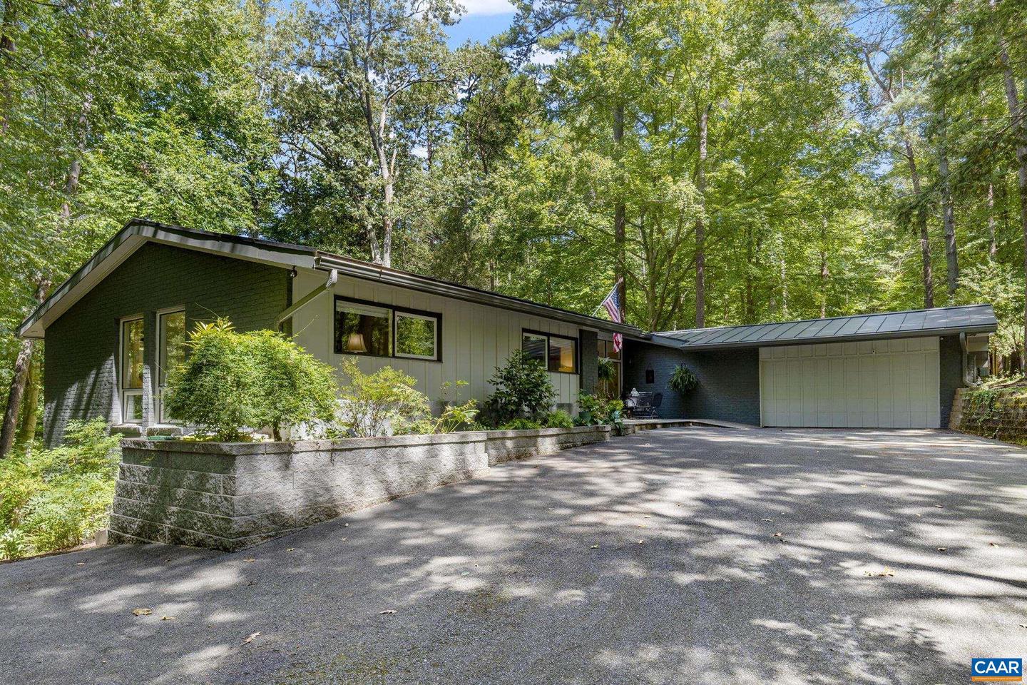 Photo 63 of 65 of 134 S Indian Spring Rd house