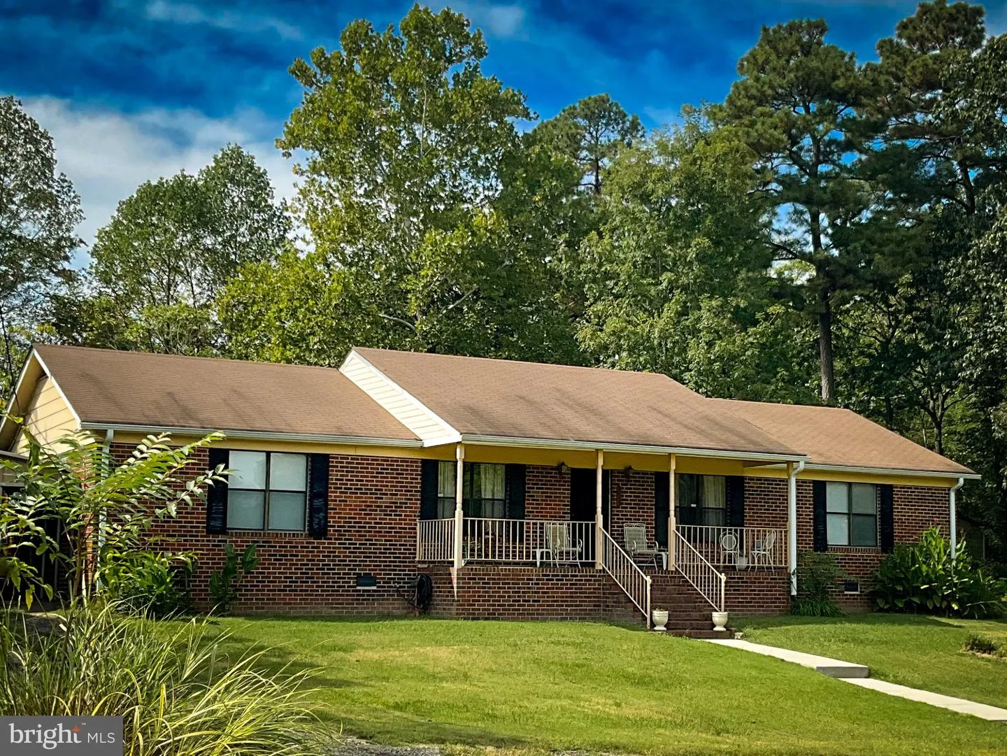 8458 James Madison Parkway