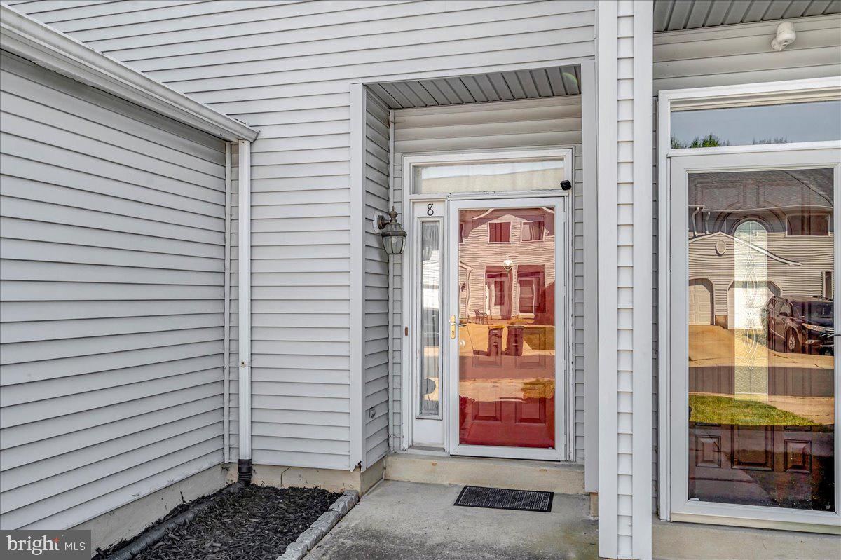 Photo 2 of 21 of 8 Cardenti Ct townhome