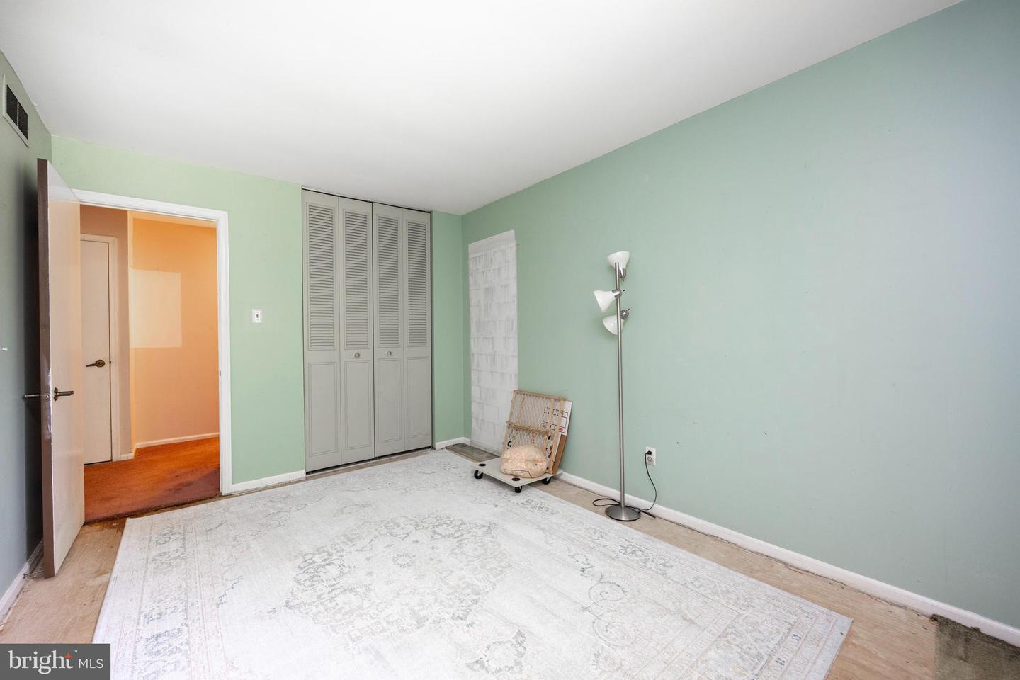 Photo 33 of 33 of 127 Caernarvon Ct townhome