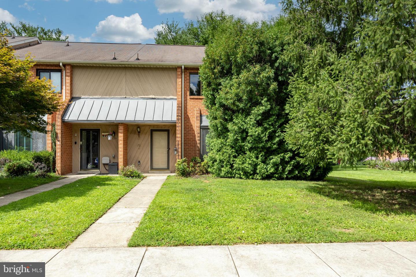 View Exton, PA 19341 townhome