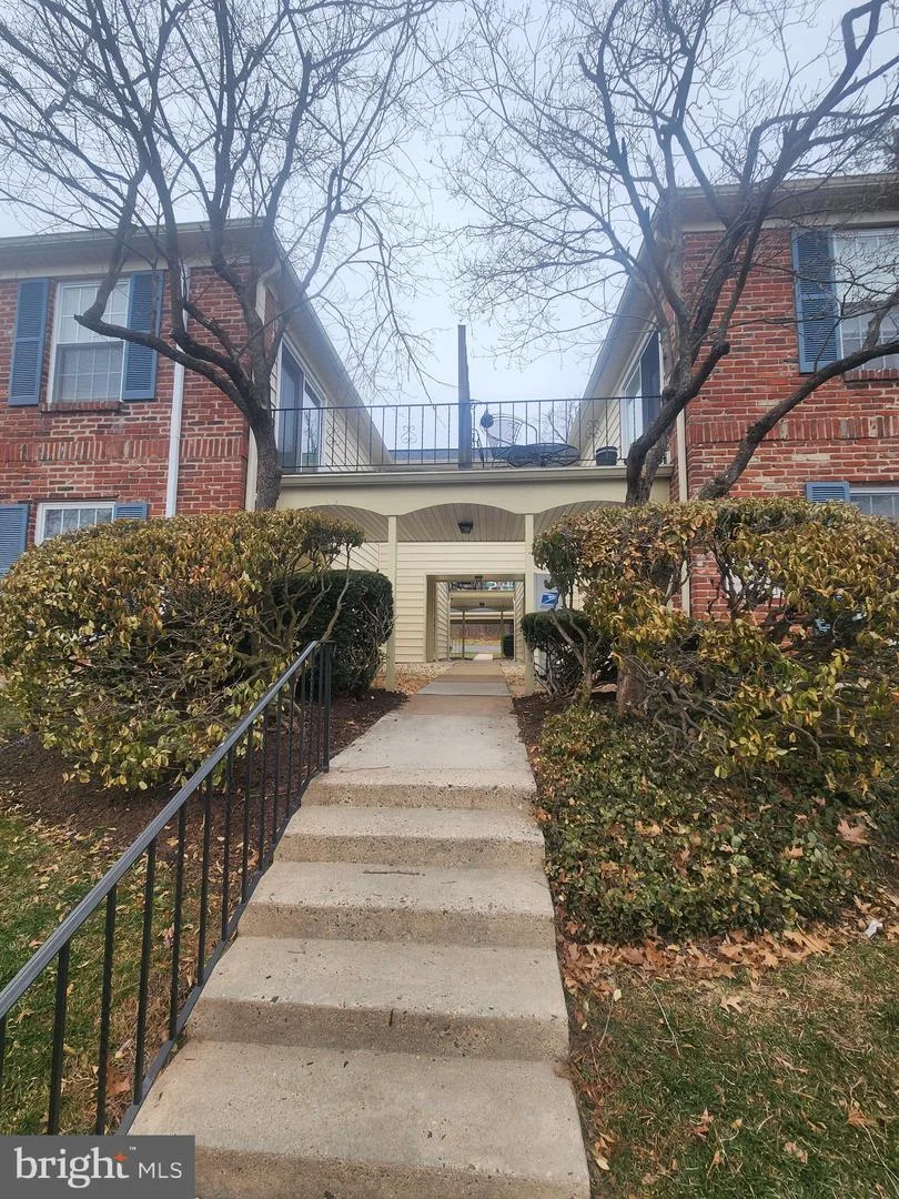 177 Oberlin Terrace Unit 18-L