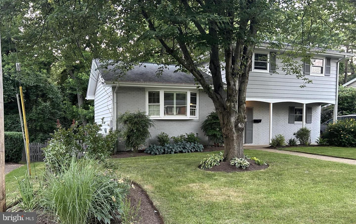 19 Bristol Dr