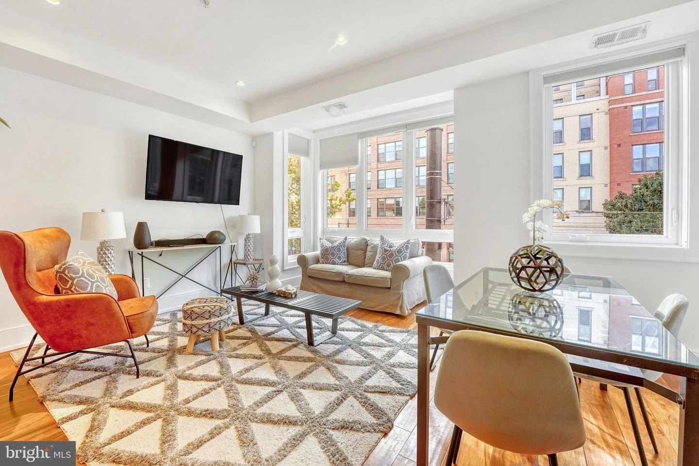 904 H Street NE Unit 1