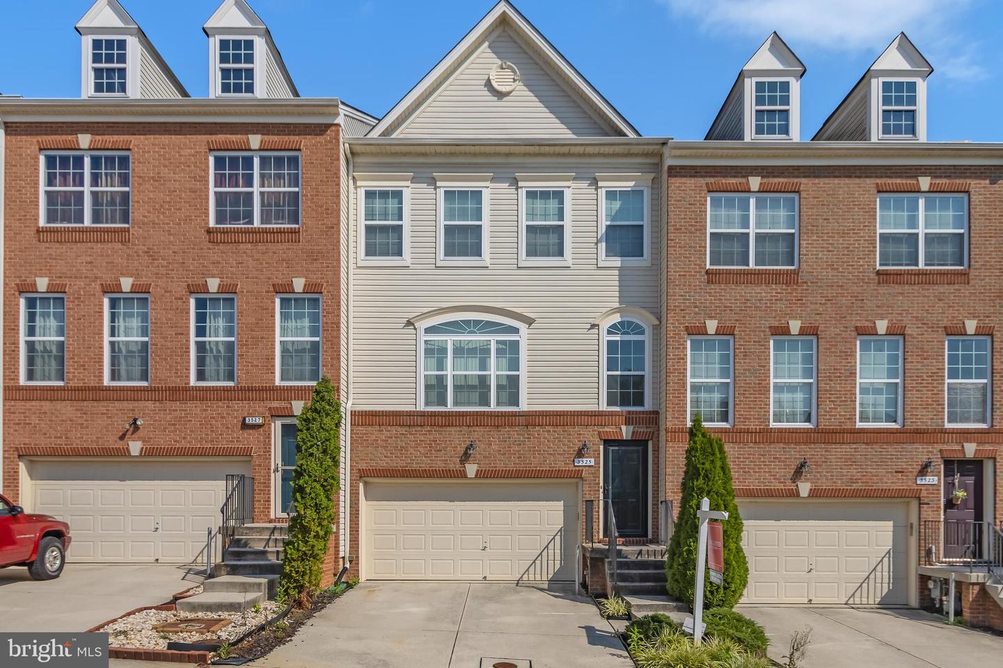 View Laurel, MD 20724 townhome