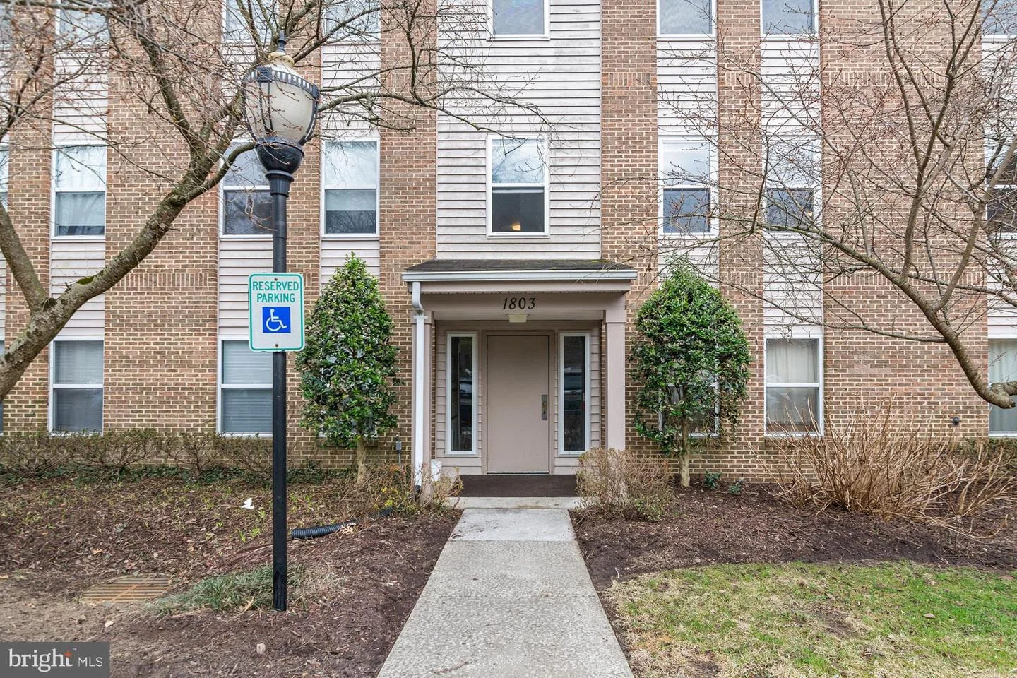 1803 Snow Meadow Lane Unit 202