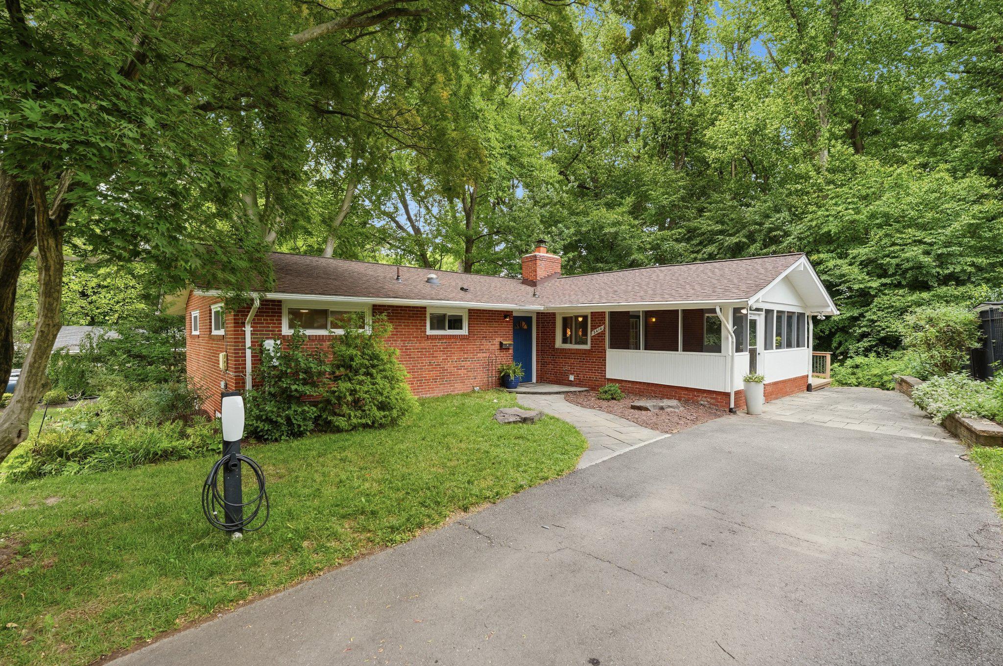 3414 Country Hill Drive, Fairfax, VA, 22030