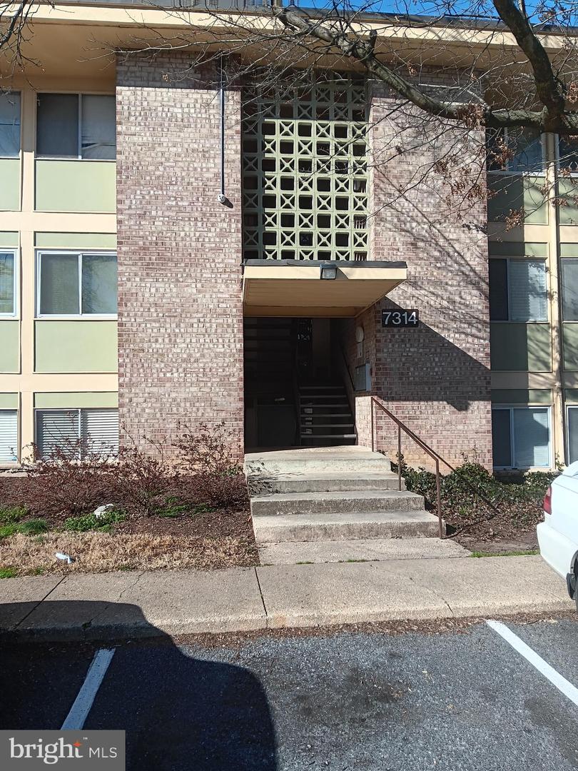 View District Heights, MD 20747 multi-family property