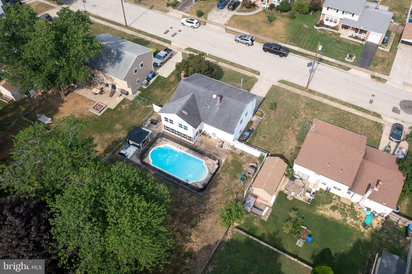 Photo 36 of 38 of 15 Saint Regis Dr house