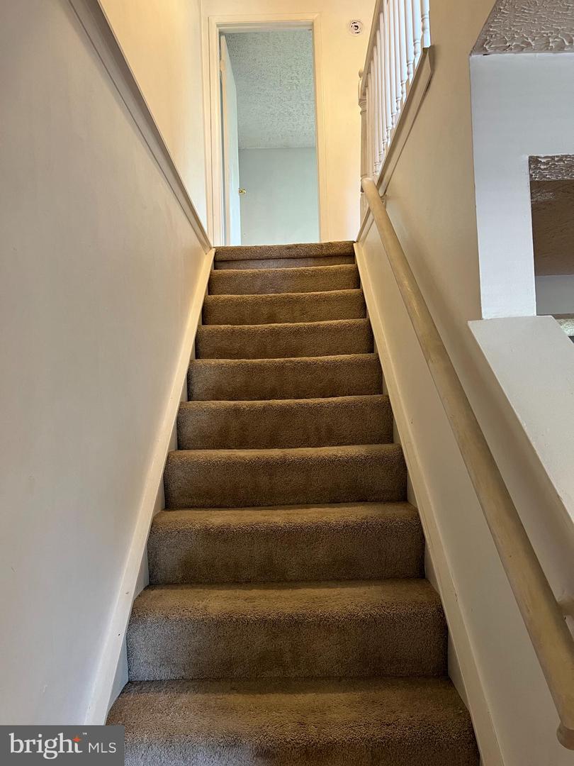 Photo 12 of 35 of 309 Brethour Ct townhome