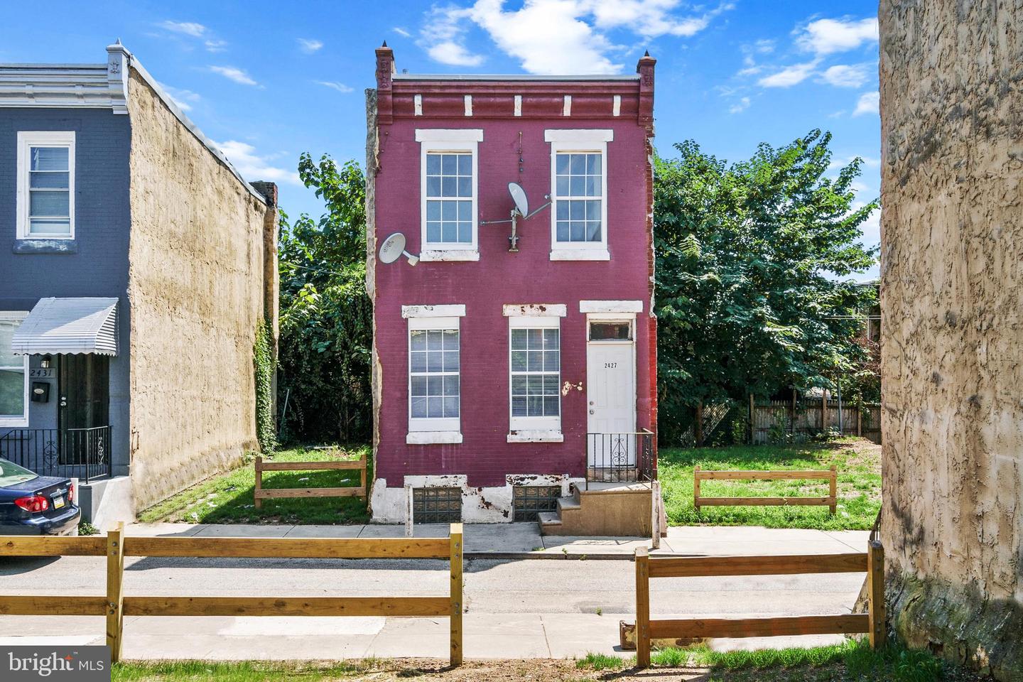 View Philadelphia, PA 19132 townhome