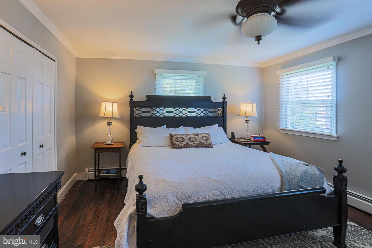 Photo 41 of 71 of 2800 Brockway Pl house