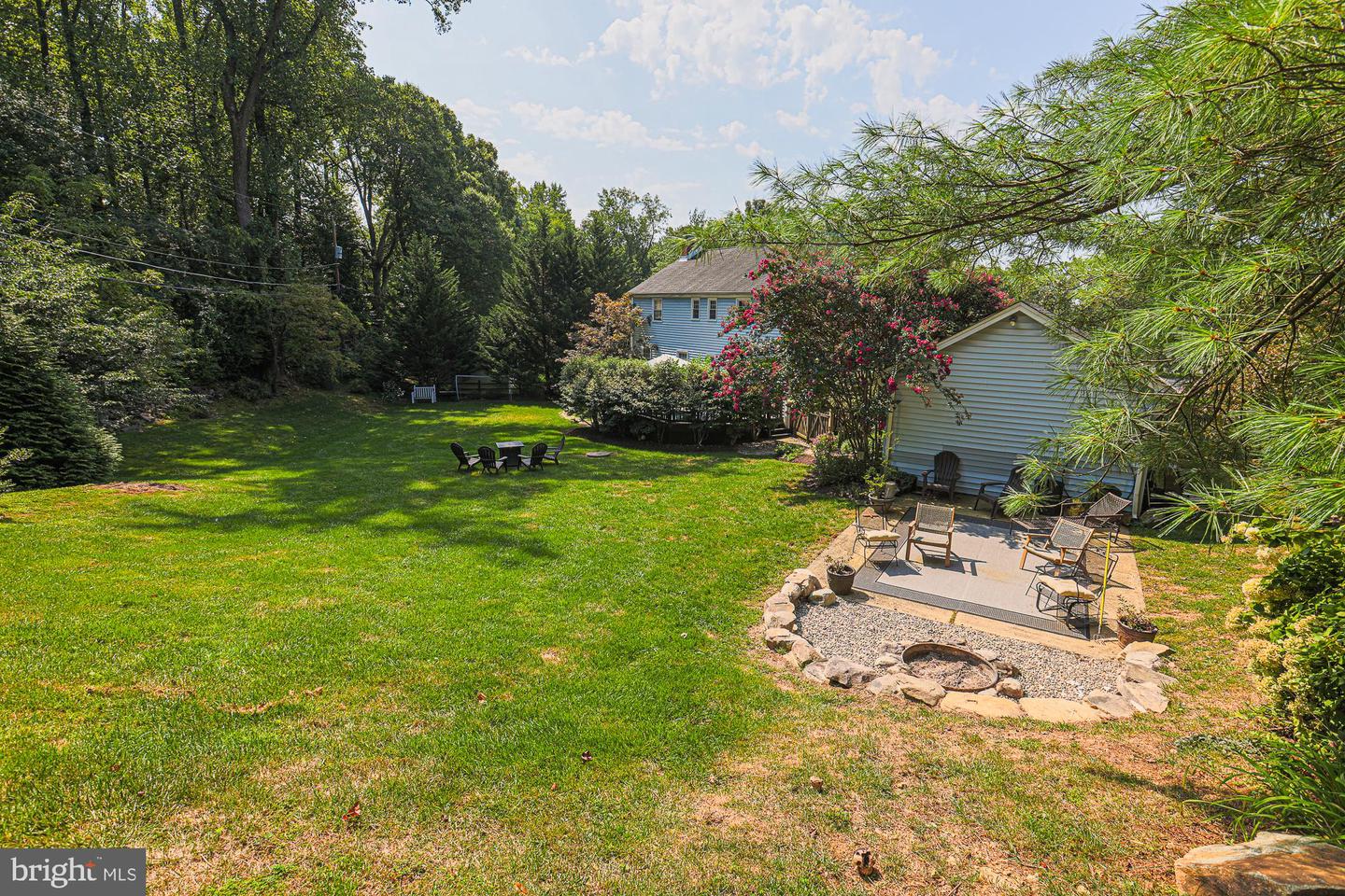 Photo 55 of 71 of 2800 Brockway Pl house
