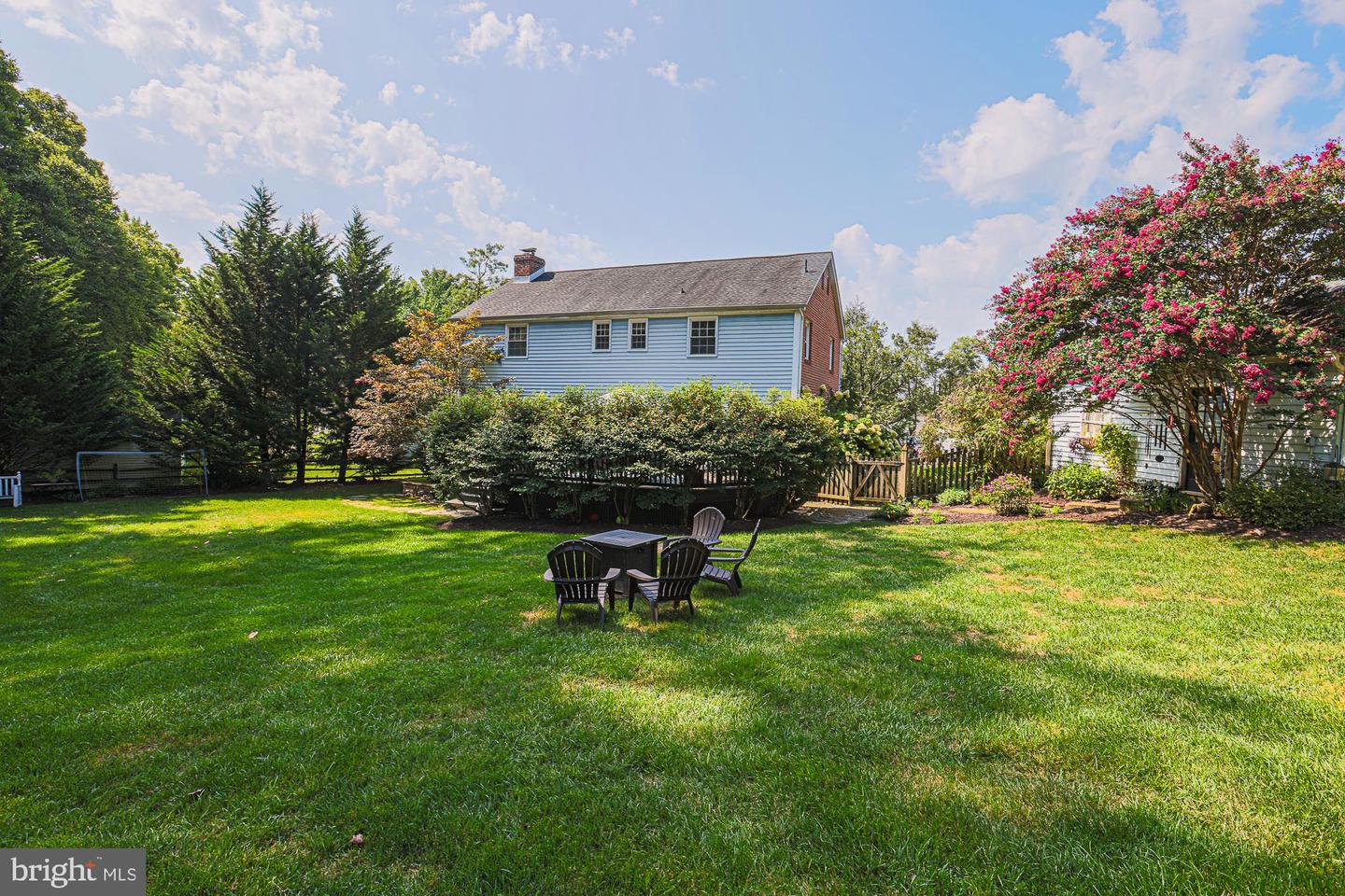 Photo 57 of 71 of 2800 Brockway Pl house