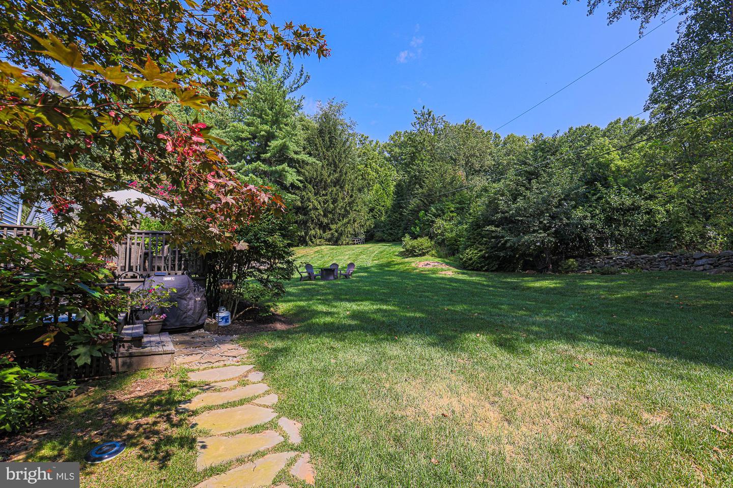 Photo 62 of 71 of 2800 Brockway Pl house